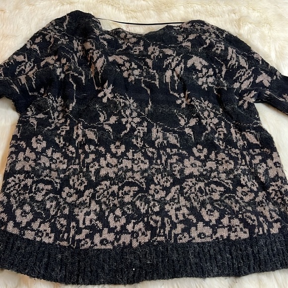 Free People black:tan sweater - Picture 4 of 5